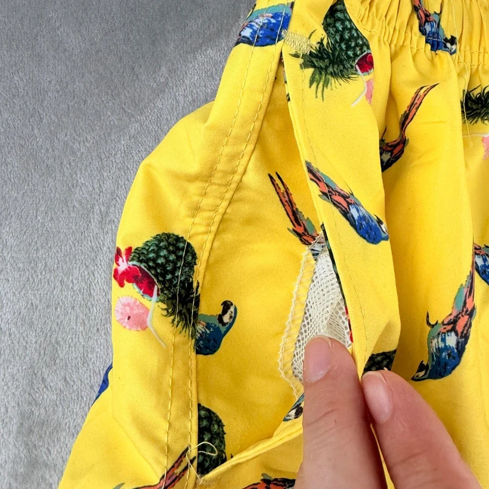 The‎ Image Men's Large Yellow Tropical Parrot Pineapple Swim Trunks Cargo Shorts